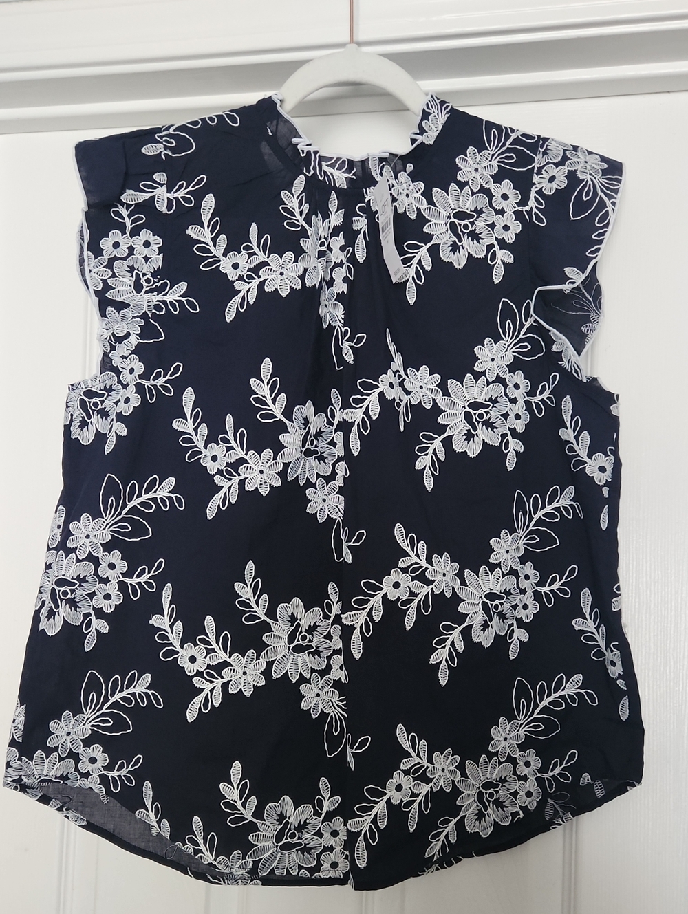 LOFT Navy Sleeveless Floral Lace-Embroidered Camisole